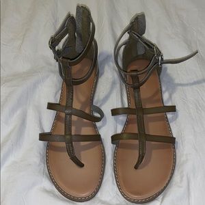 Old navy olive gladiator sandals